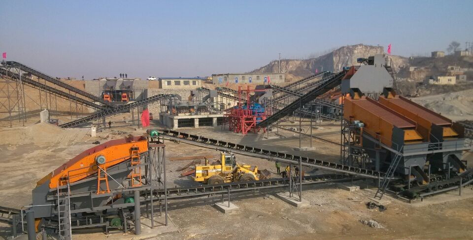 600-700tph Aggregate Crushing&Screening Plant(图1)