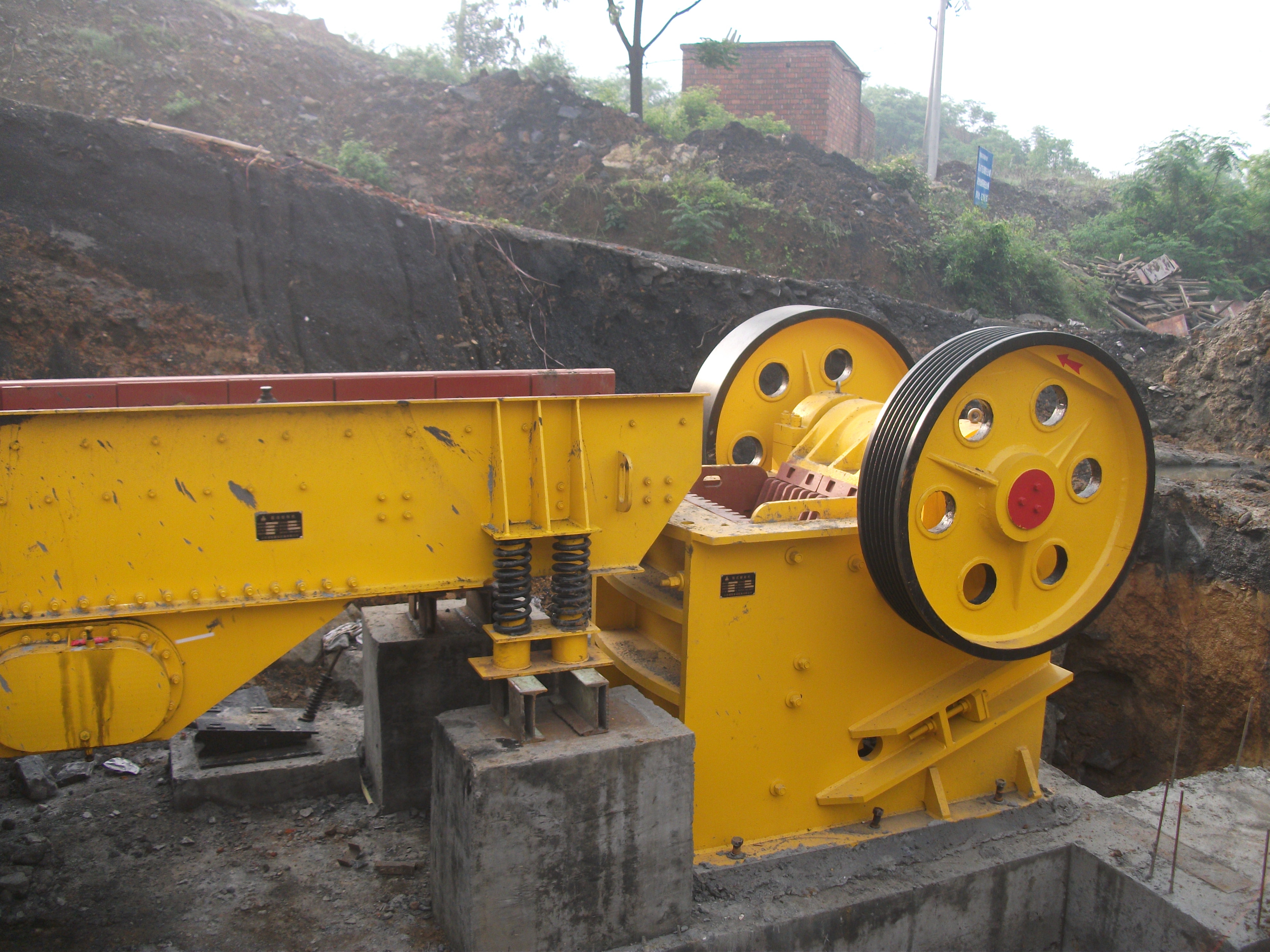 什么是颚式破碎机？它是如何工作的？What is a Jaw Crusher and How does It Work?(图2)